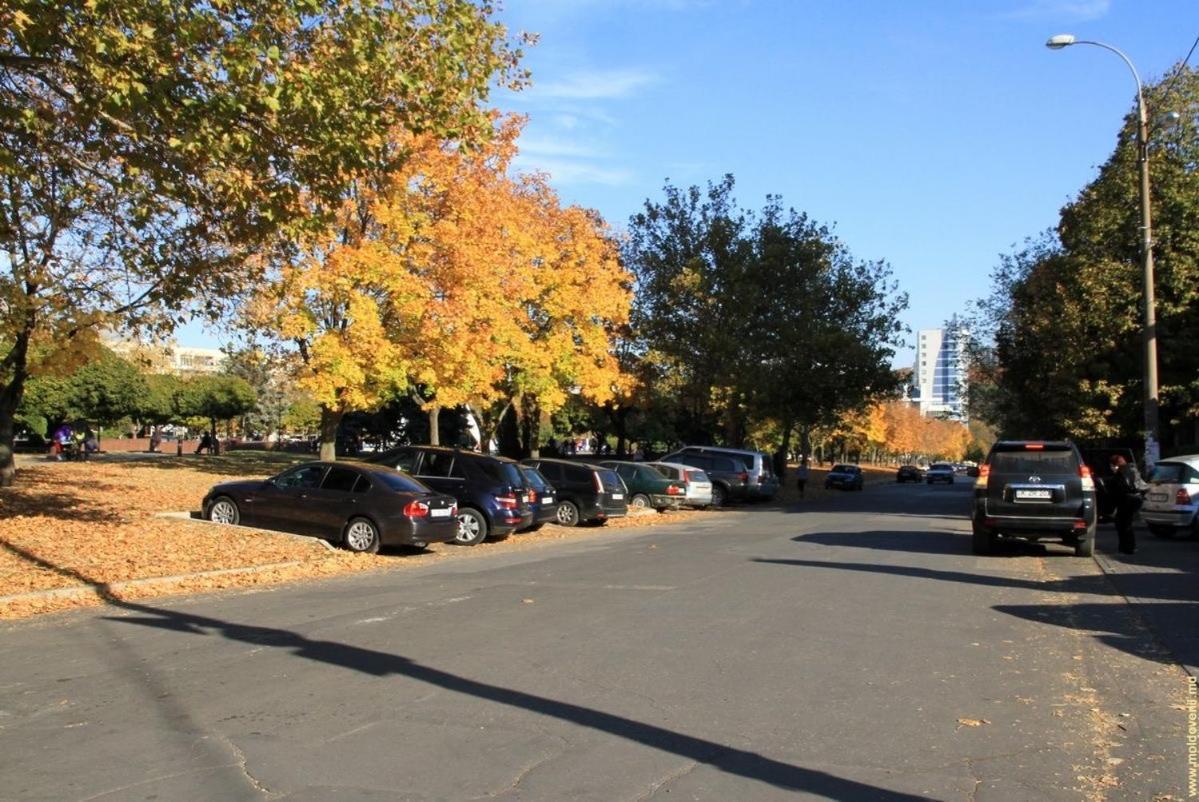 Afganskii Park Apartment Кишинів Екстер'єр фото